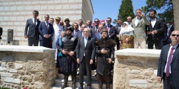 tbmm-baskani-kurtulmus-geliboluda-gazi-suleyman-pasa-turbesinde-alplerin-nobet-degisimi-buyuledi-yQrqYtgb.jpg