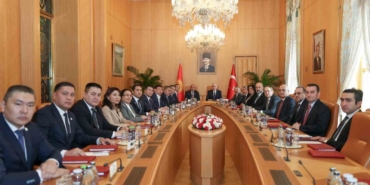 tbmm-baskani-kurtulmus-ilk-raporlara-baktigimiz-zaman-partiler-arasinda-cok-kolay-uzlasilacak-bir-zemin-g2O5ZgNz.jpg