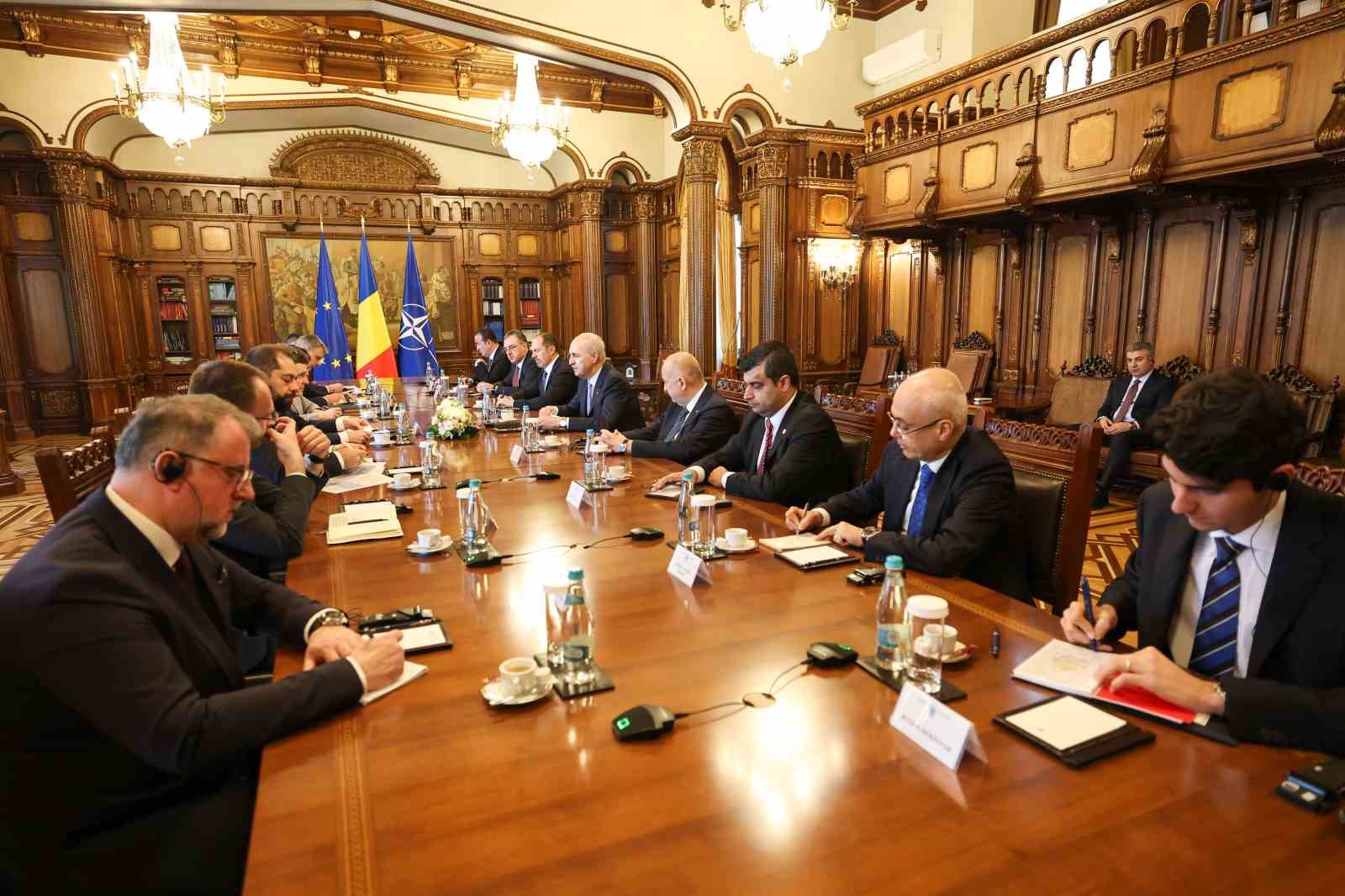 tbmm baskani kurtulmus romanya cumhurbaskani dan tarafindan kabul edildi 3 n2ptB1V5