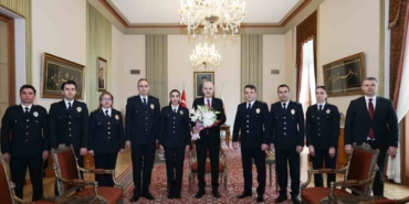 tbmm-baskani-kurtulmus-tbmm-koruma-daire-baskani-celik-ve-emniyet-mensuplarini-kabul-etti-XzHqNsF2.jpg