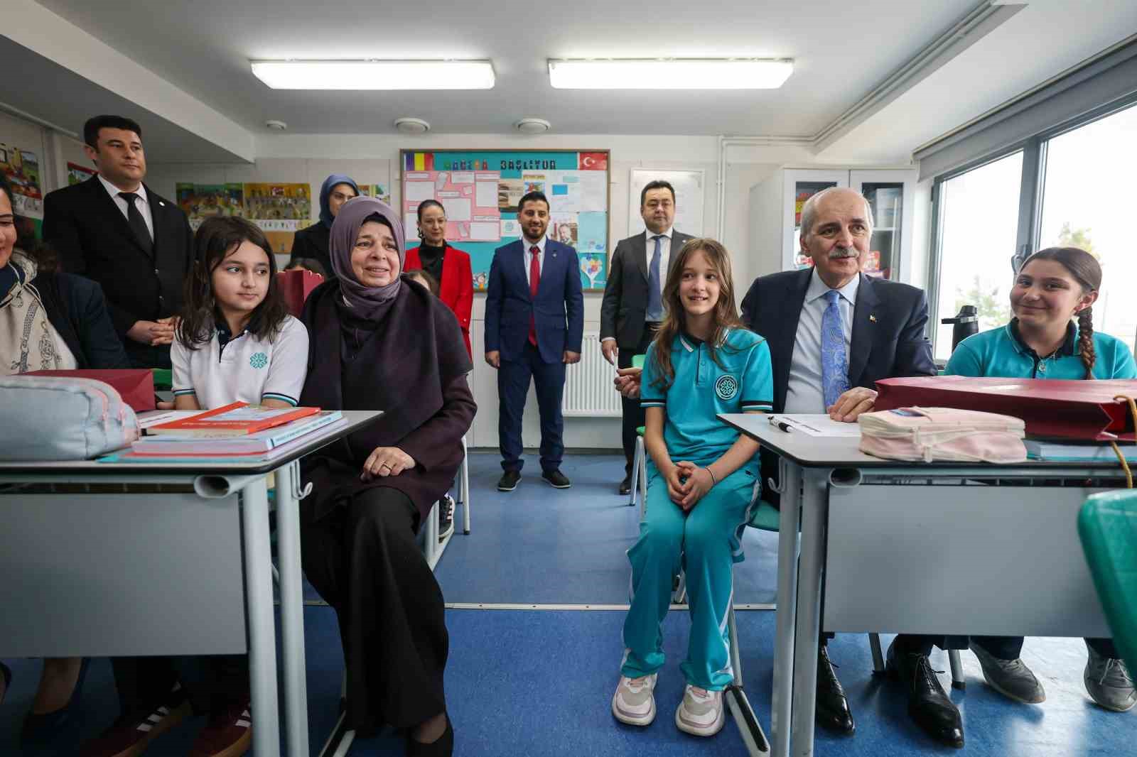 tbmm baskani kurtulmus turkiye olarak barisin istikrarin huzurun ve insani degerlerin yaninda olduk olmaya z63P7Qus