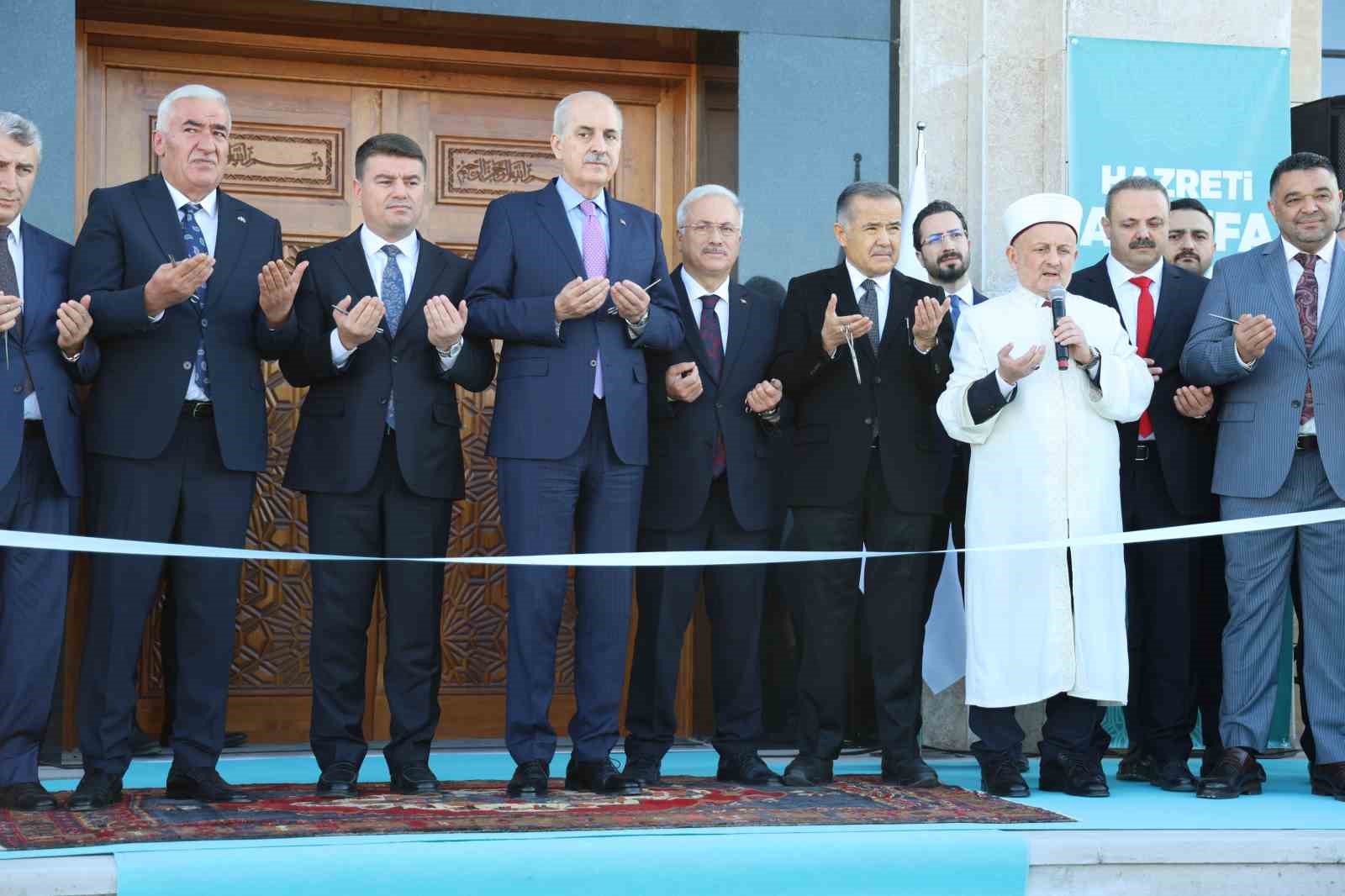 TBMM Başkanı Kurtulmuş: "Türkiye’nin her yerinde sadece kardeşlik türküleri söylenecektir" 9 tbmm baskani kurtulmus turkiyenin her yerinde sadece kardeslik turkuleri soylenecektir 5 wtt4I4B9