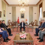 tbmm-baskani-kurtulmus-yeni-yol-partisi-heyetiyle-gorustu-iT3siwym.jpg