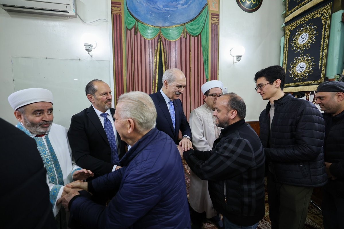 tbmm baskani kurtulmustan bukreste carol hunchiar camiine ziyaret 1 wYLRnbAy