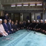 tbmm-baskani-numan-kurtulmus-15-temmuz-sehitleri-anisina-duzenlenen-mevlid-i-serif-programina-katildi-aXvgjfev.jpg