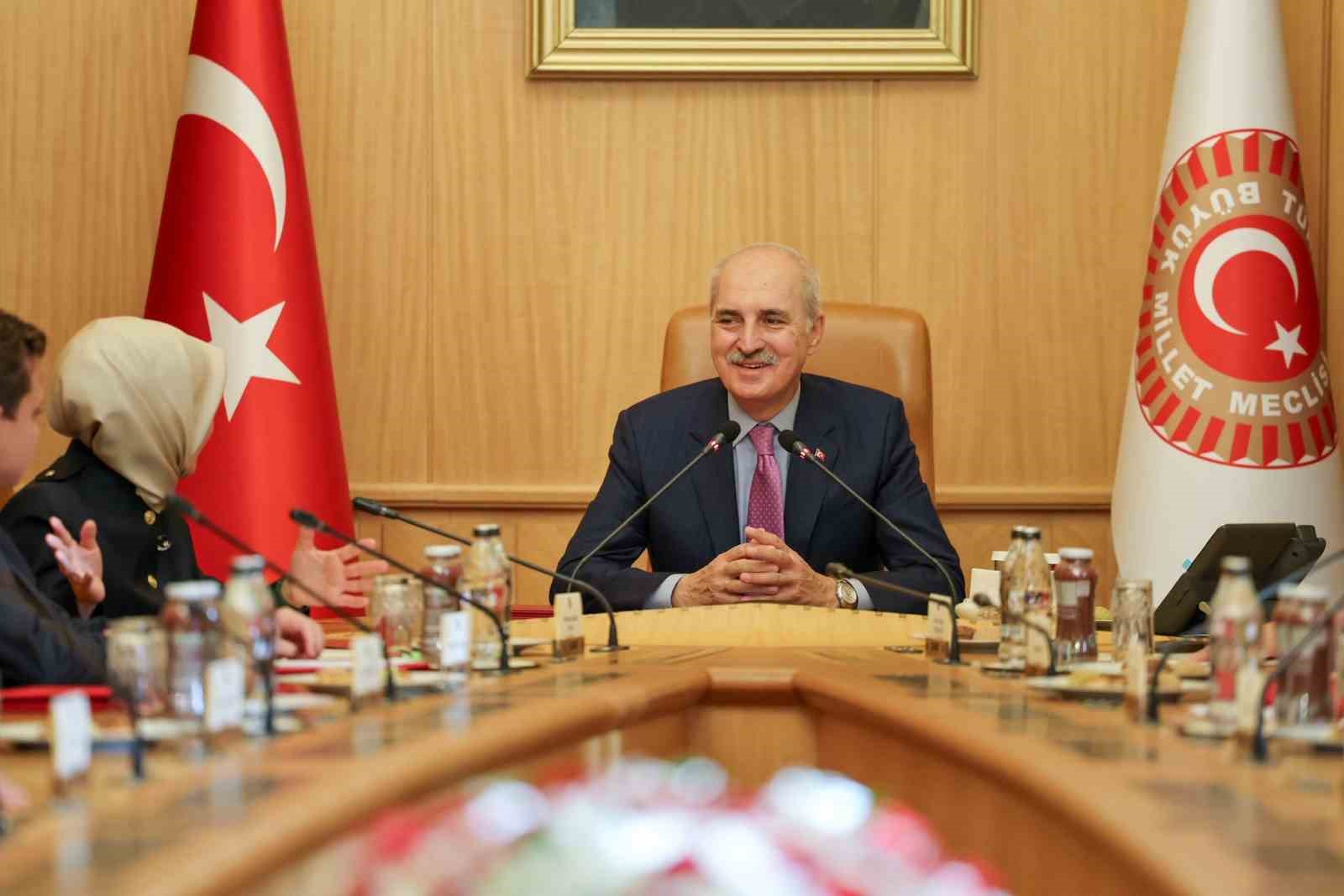 TBMM Başkanı Numan Kurtulmuş: "Dünyanın en büyük yoksulluğu adalet yoksulluğudur" 5 tbmm baskani numan kurtulmus dunyanin en buyuk yoksullugu adalet yoksullugudur 1 ibEUL7Y2