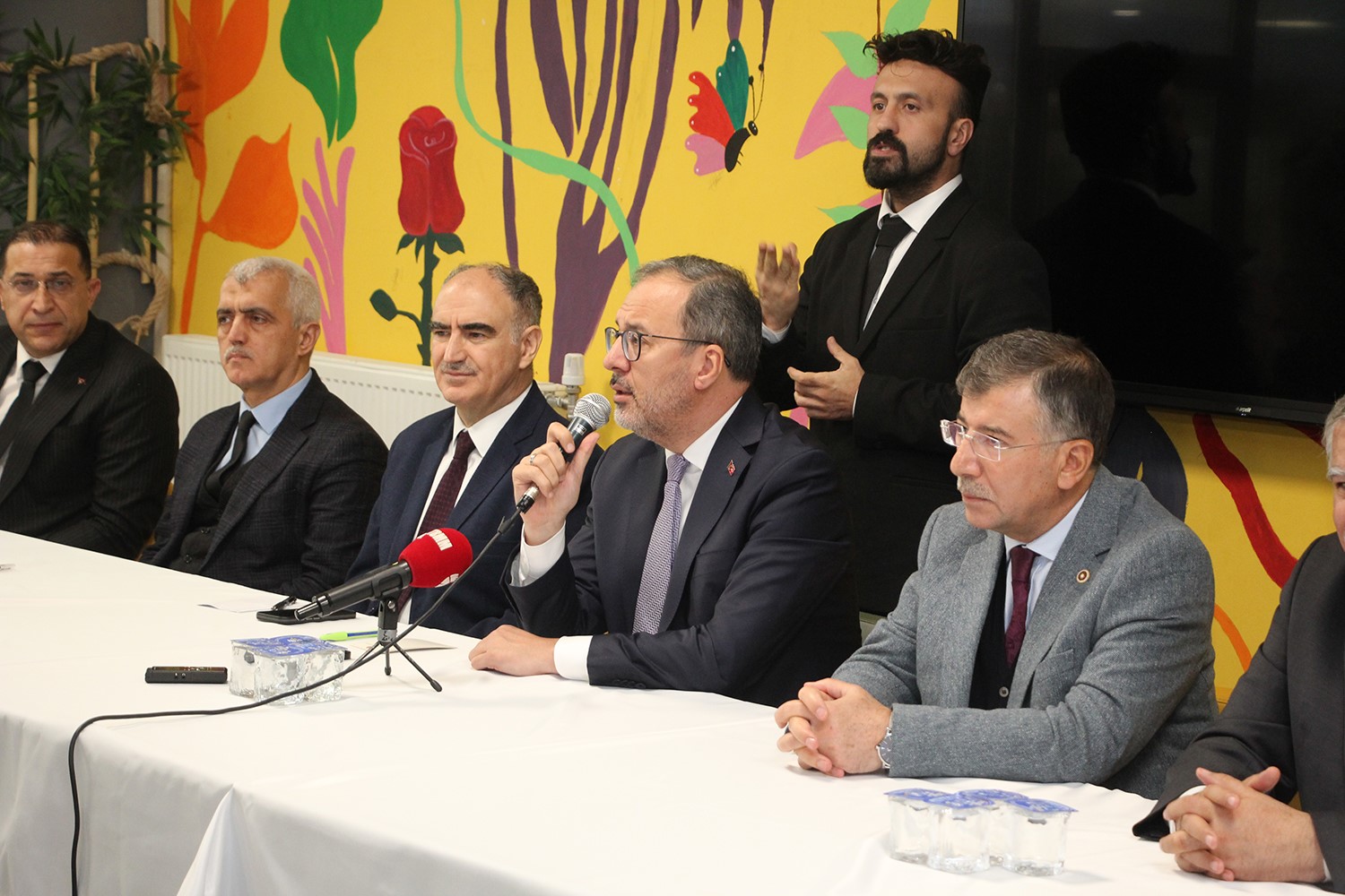 tbmm engelli bireyler komisyonu kula genclik kampinda engelliler ve aileleriyle bulustu 5 k12FYStN
