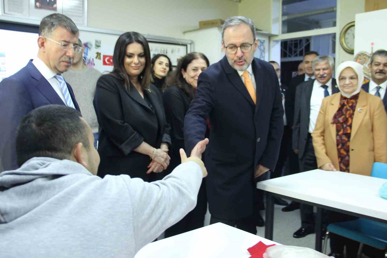tbmm engelli bireylerin sorunlarini arastirma komisyonu izmirde 1 j6JjnMCV