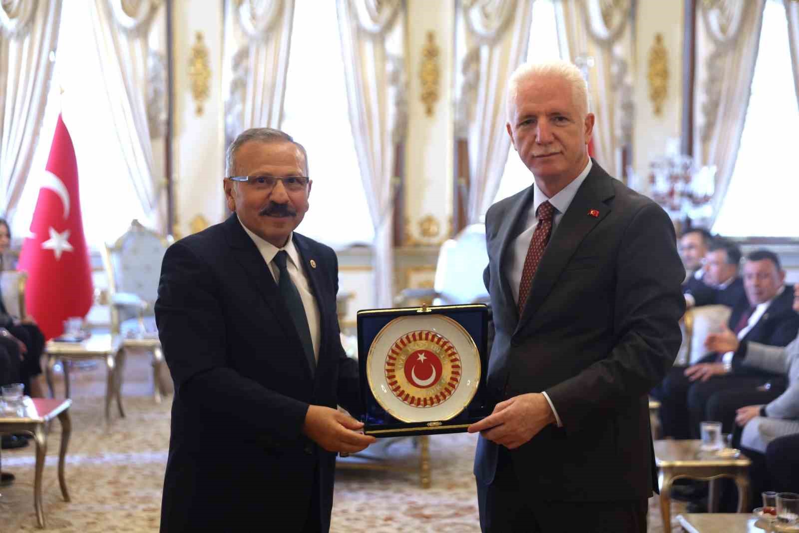 TBMM, İstanbul’daki okul olaylarını mercek altına aldı 6 tbmm istanbuldaki okul olaylarini mercek altina aldi 2 XMVWI1hd