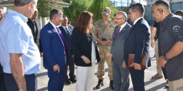 tbmm-komisyonu-saldirinin-yasandigi-okulu-ziyaret-ederek-yetkililerden-bilgi-aldi-rOxhUWU6.jpg