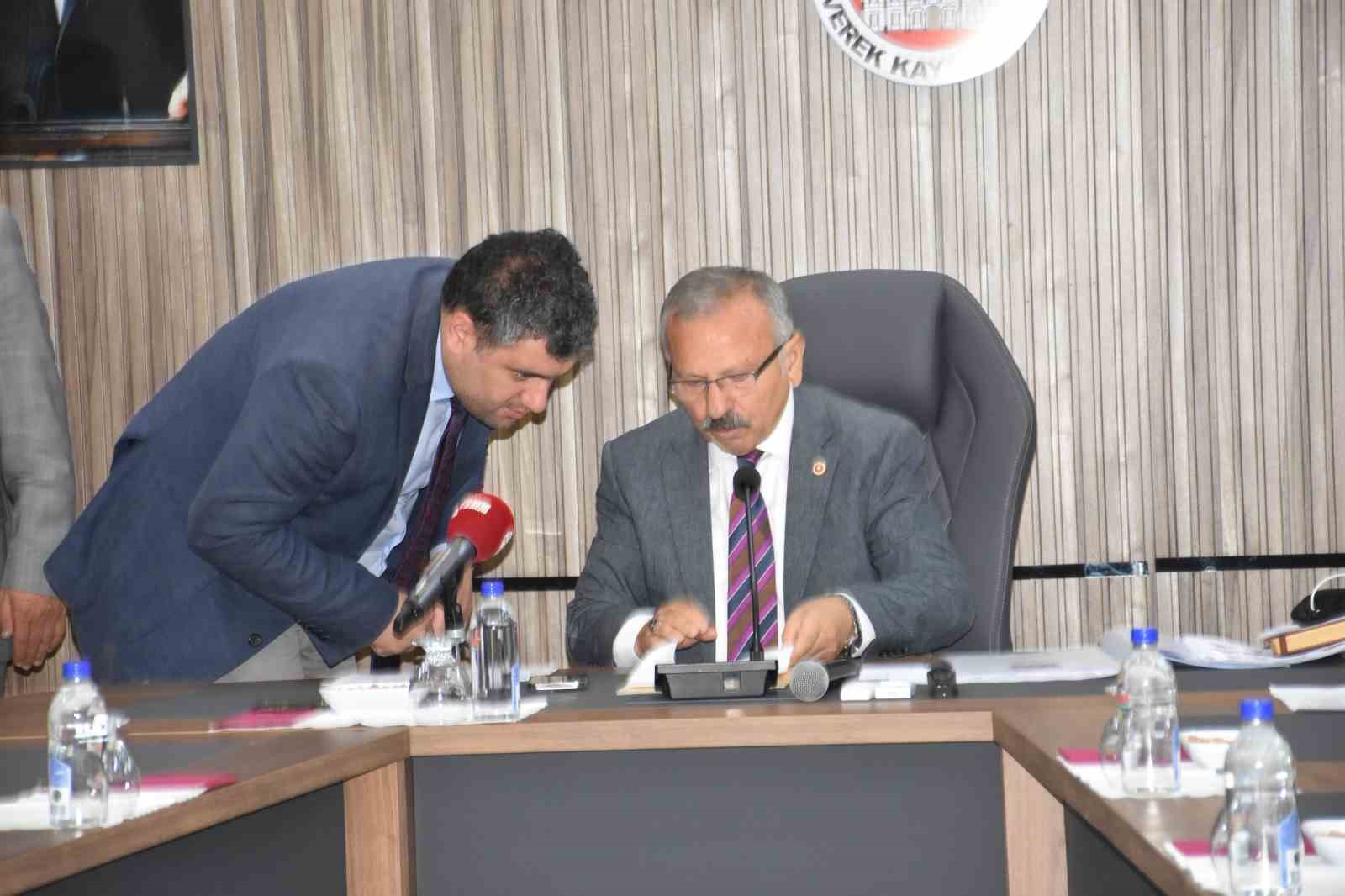 tbmm okul saldirilarini arastirma komisyonu siverekte incelemelerde bulundu 3 fXW8wGtg
