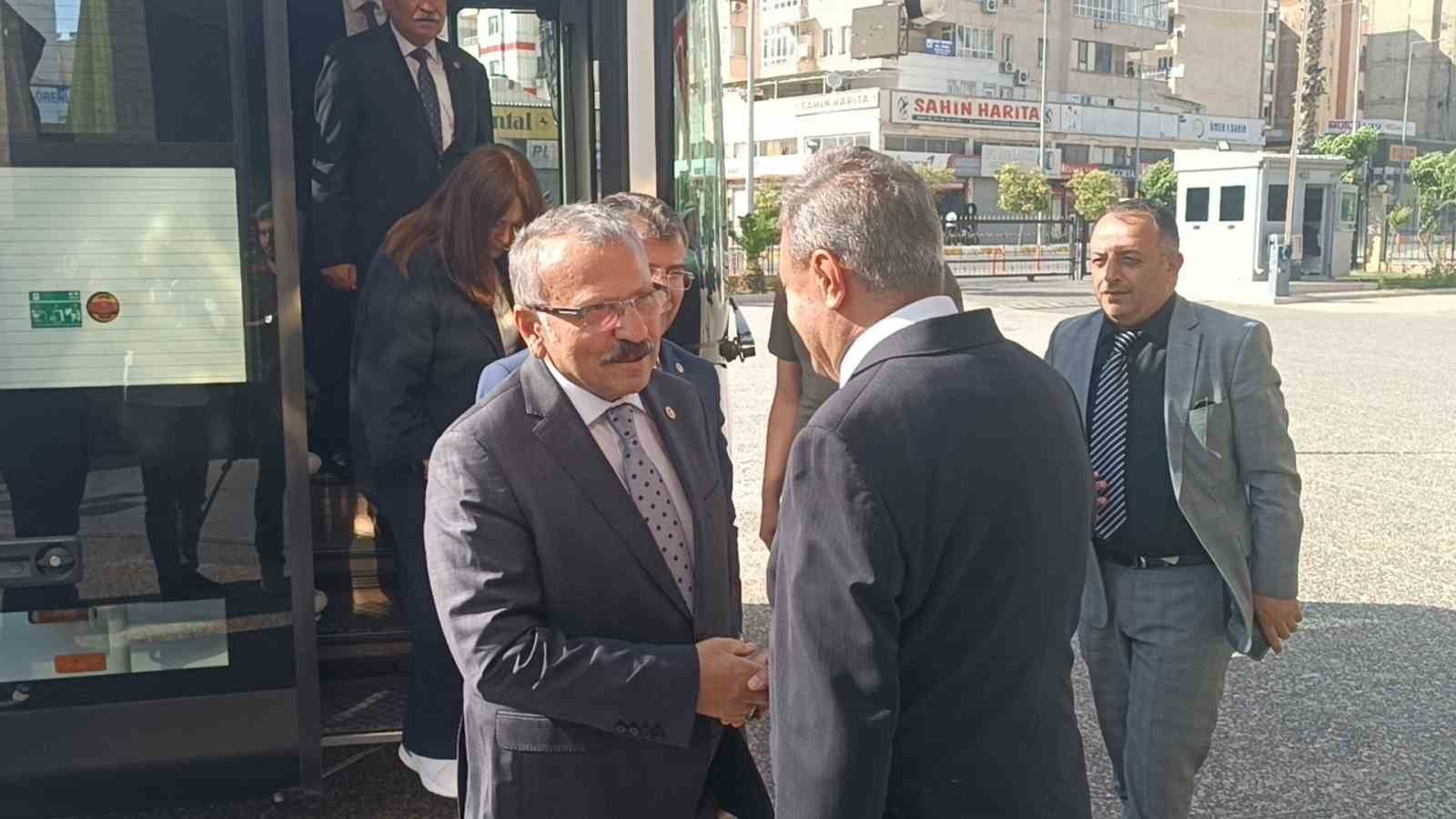 tbmm okul saldirilarini arastirma komisyonu uyeleri sanliurfada 3 m4YbX5XH