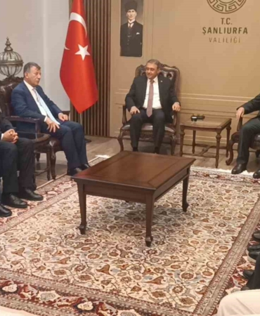 tbmm-okul-saldirilarini-arastirma-komisyonu-uyeleri-sanliurfada-Ow1WO3Qt.jpg