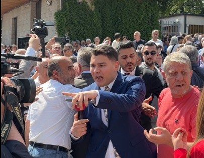 TBMM önünde Kılıçdaroğlu ve Özel destekçileri arasında gerginlik 5 tbmm onunde kilicdaroglu ve ozel destekcileri arasinda gerginlik 1 4JwYQdef