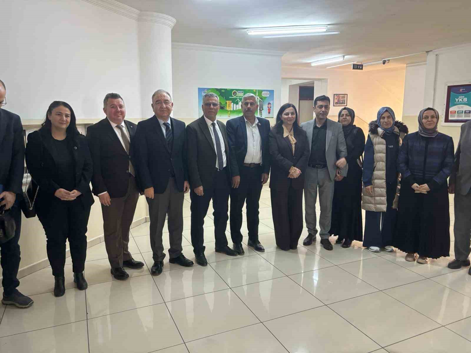 tbmm suca suruklenen cocuklara iliskin arastirma komisyonu gaziantepte 2 JhVmPXlg