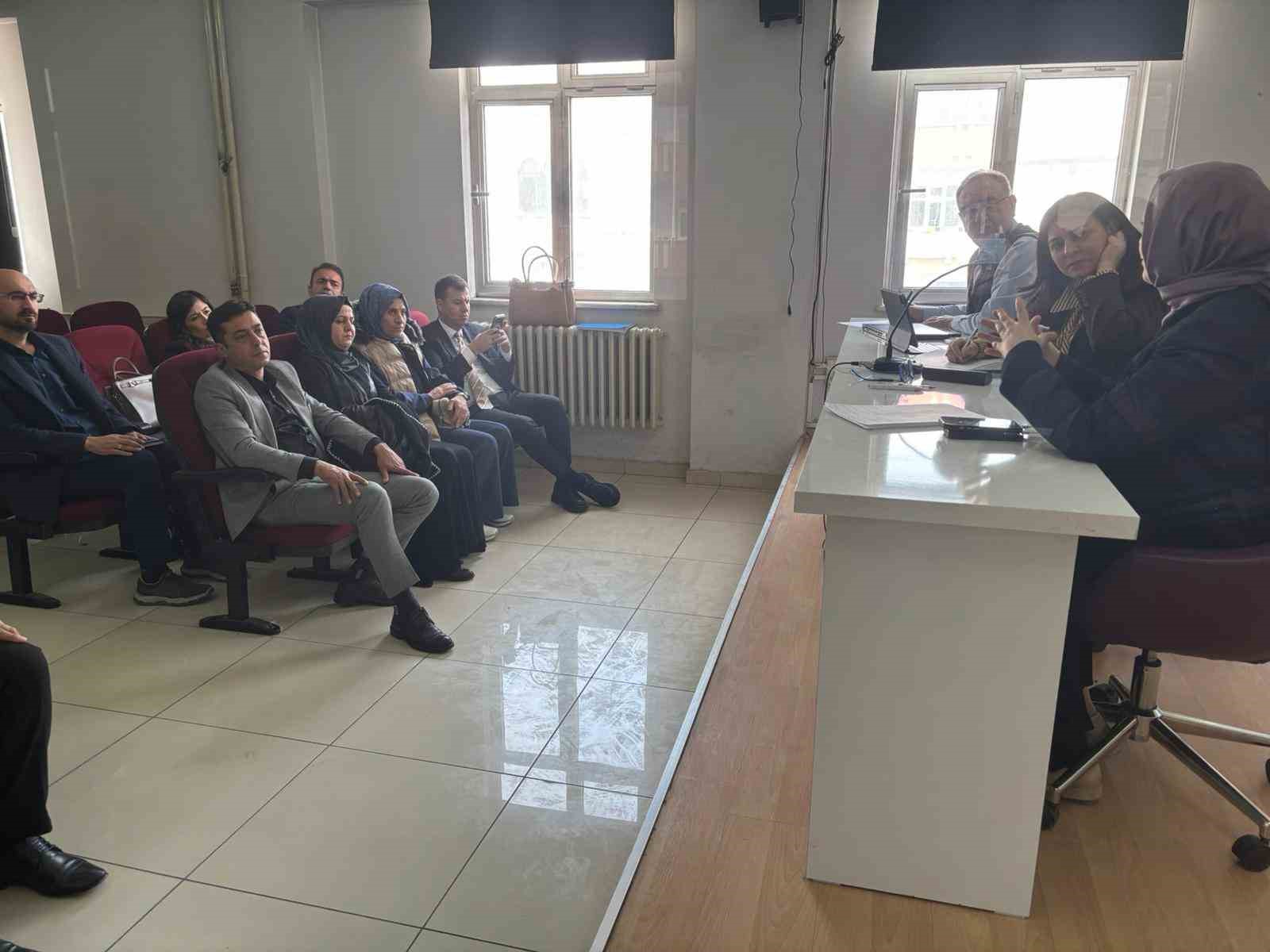 tbmm suca suruklenen cocuklara iliskin arastirma komisyonu gaziantepte 3 XWcTc9bP