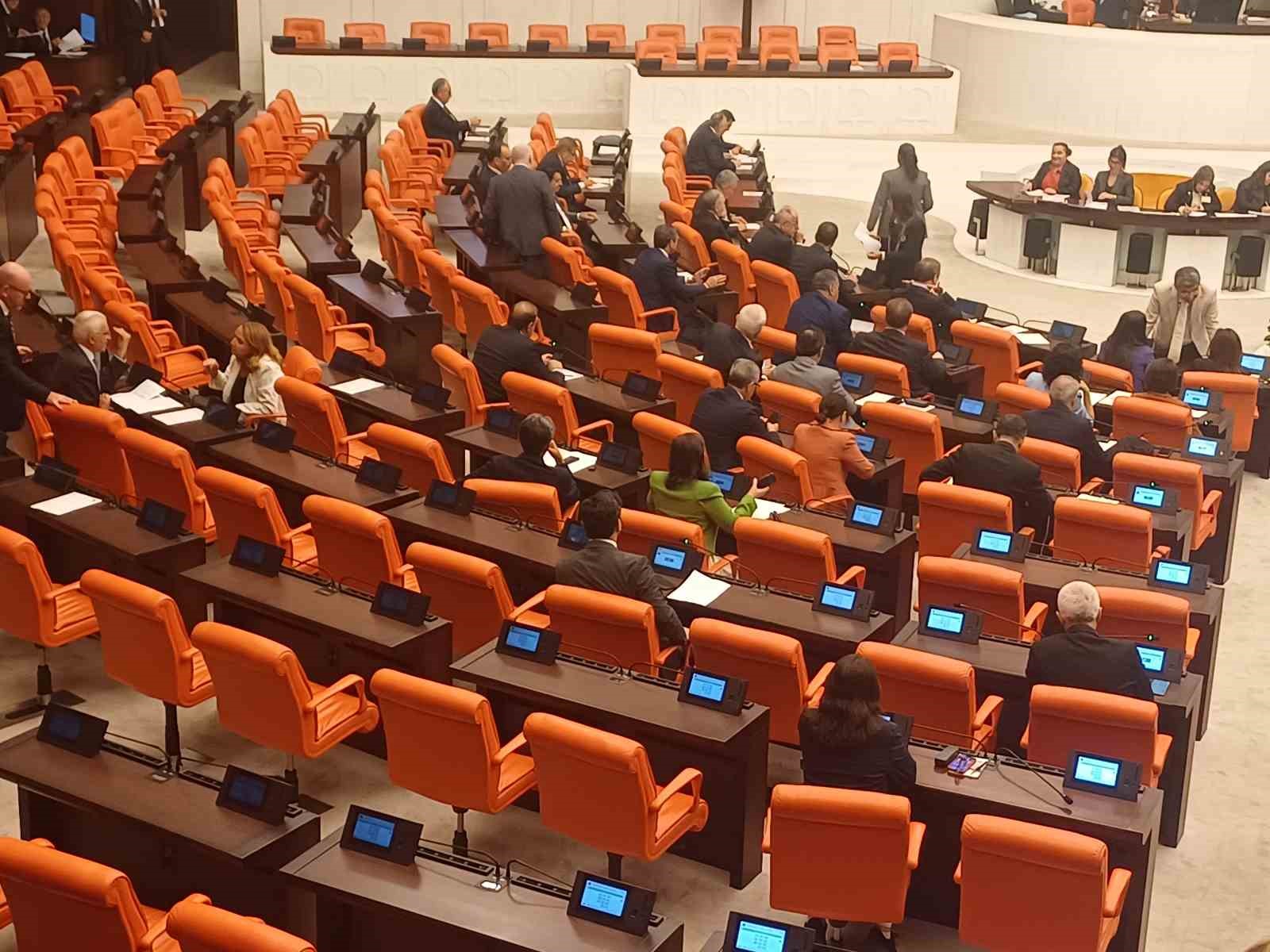 tbmmde oturma duzeni degisti 1 Cmt7kDej