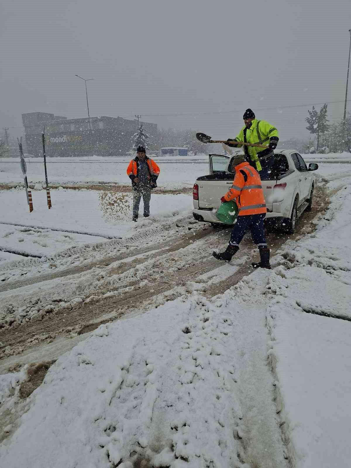 tcddden demiryollarinda kar mesaisi 2 27V6tEi9