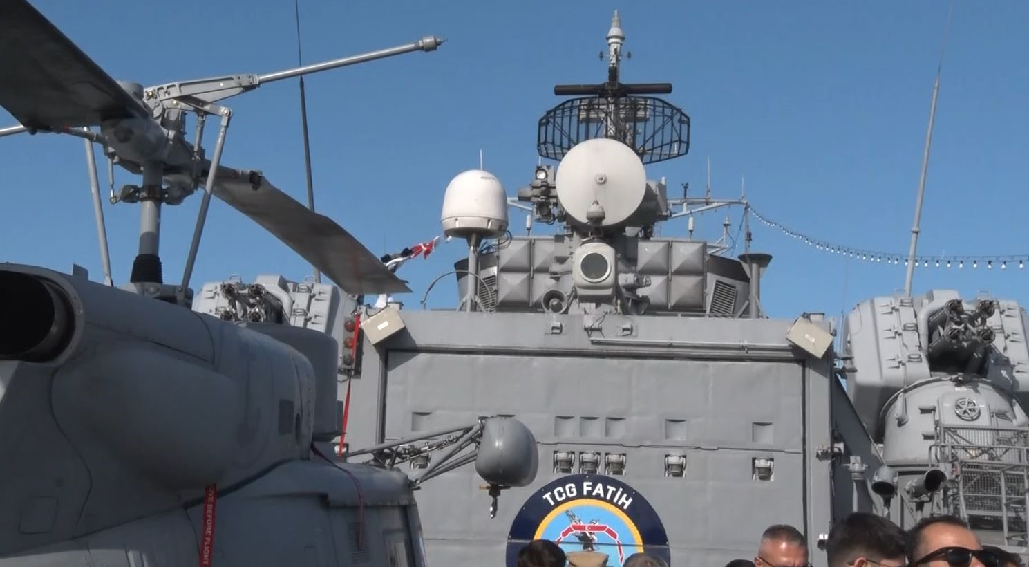 tcg fatih firkateyn gemisi sarayburnu limaninda ziyarete acildi 1 AlgbVmSl