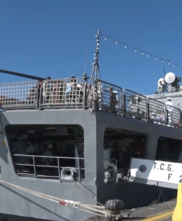 tcg-fatih-firkateyn-gemisi-sarayburnu-limaninda-ziyarete-acildi-SpD94aUn.jpg