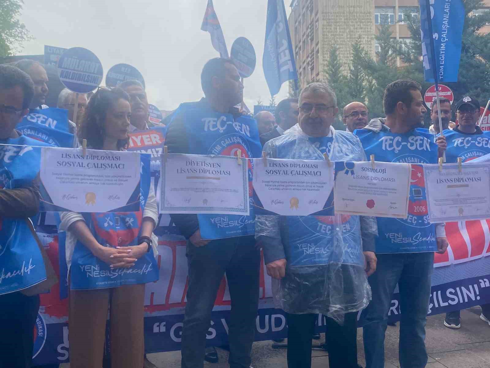tec sen genel baskani demirel son yapilan unvan degisikligi sinavinin uzerinden 5 yildan fazla zaman