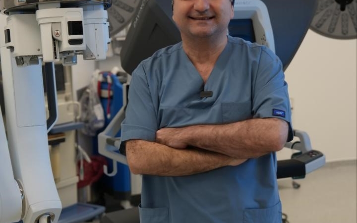 tek-kesiden-robotik-cerrahi-ile-iyilesme-hizi-artiyor-Y1HD9RVu.jpg
