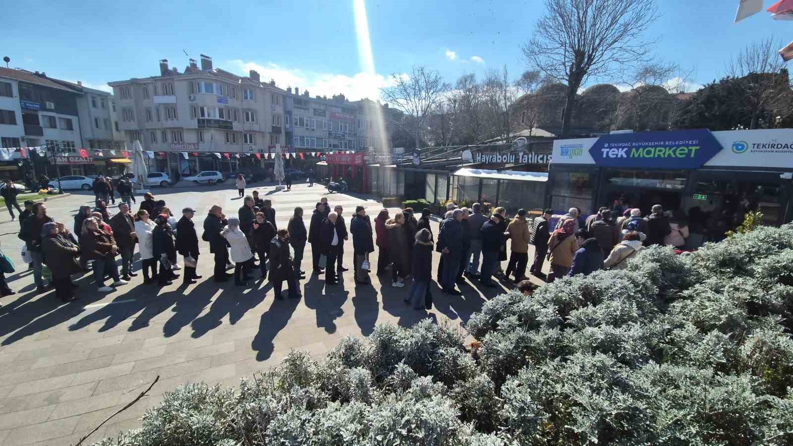 tekirdag buyuksehir belediyesinin uygun fiyatli et satisi yogun talep goruyor 4 dZzg8UHH