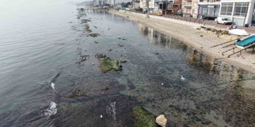 tekirdag-deniz-cekildi-kral-yolu-ortaya-cikti-kLwsuPN1.jpg