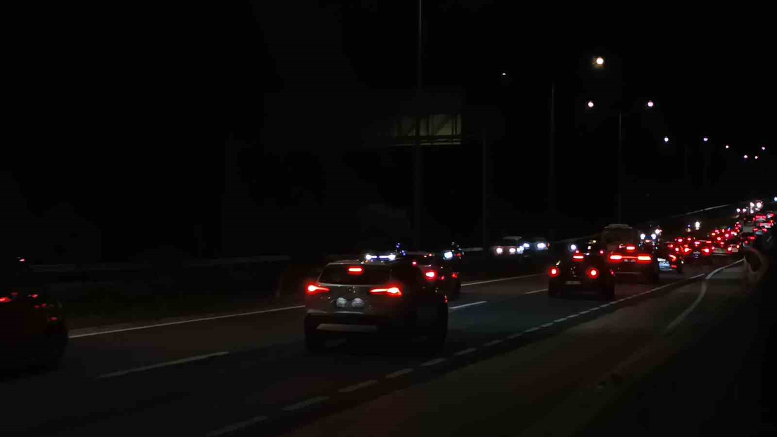 tekirdag istanbul yolunda donus yogunlugu aksam saatlerinde zirve yapti 2 1EBd8K6b