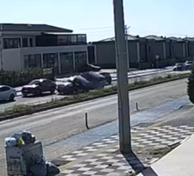 tekirdagda 2si cocuk 5 kisinin yaralandigi kaza kamerada 25 metre boyunca taklalar atti 1 9ls6rkKc