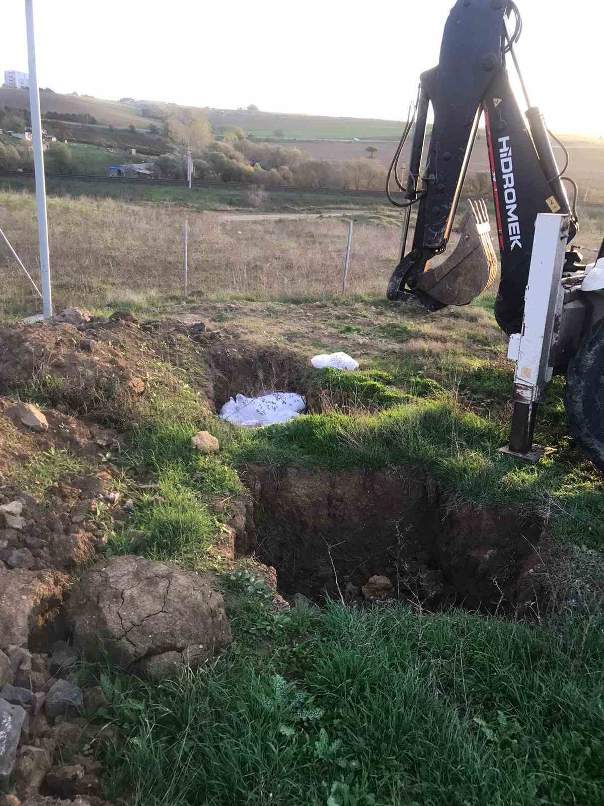 tekirdagda 400 kilo mensei belirsiz kokorec imha edildi 4 M1cQGti4
