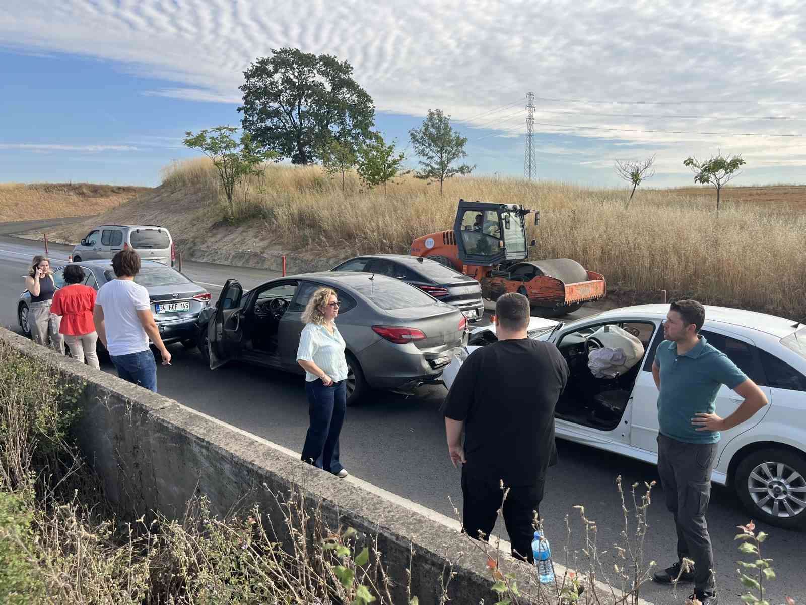 Tekirdağ’da 500 metre arayla iki zincirleme kaza 4 tekirdagda 500 metre arayla iki zincirleme kaza 0