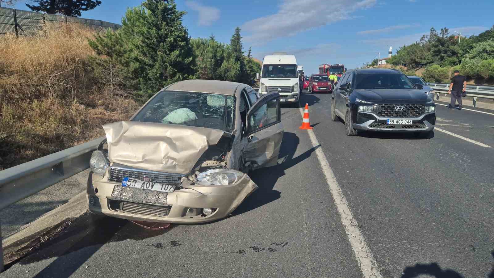 tekirdagda 7 aracin karistigi zincirleme kaza 1 yarali 1 vpfUZAzA