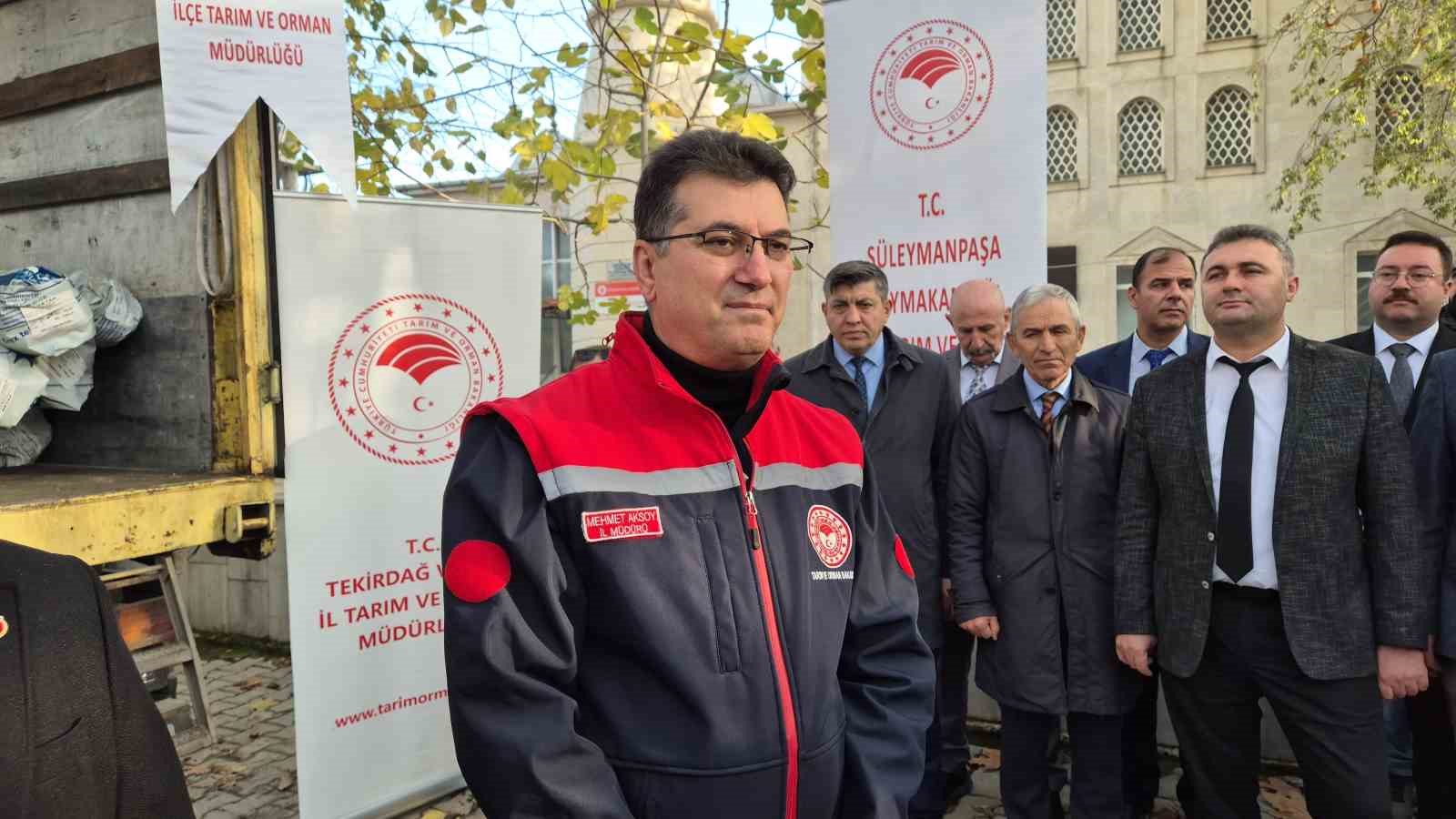 tekirdagda 70 futbol sahasi buyuklugunde sera naylonu dagitildi 1 UlQ7aFjm