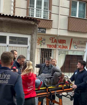 tekirdagda-alkollu-vatandas-merdiven-bosluguna-dustu-s4htuj57.jpg