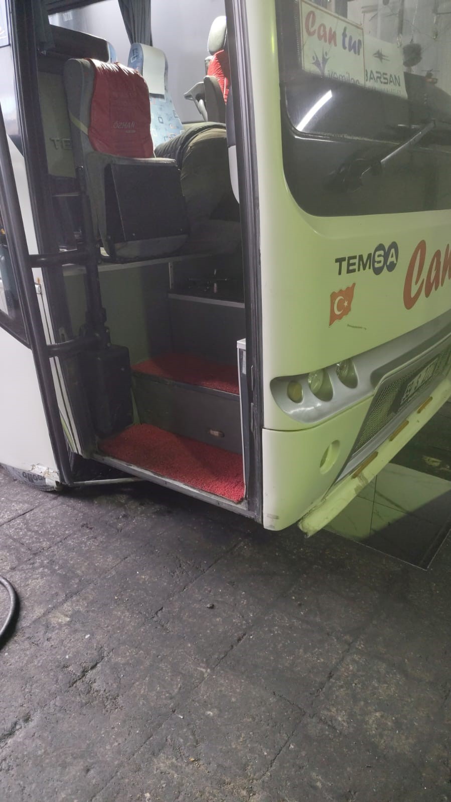 tekirdagda altyapi yetersizligi sokaklari yine gole cevirdi onlarca arac sanayinin yolunu tuttu 6 MvMFBp5E