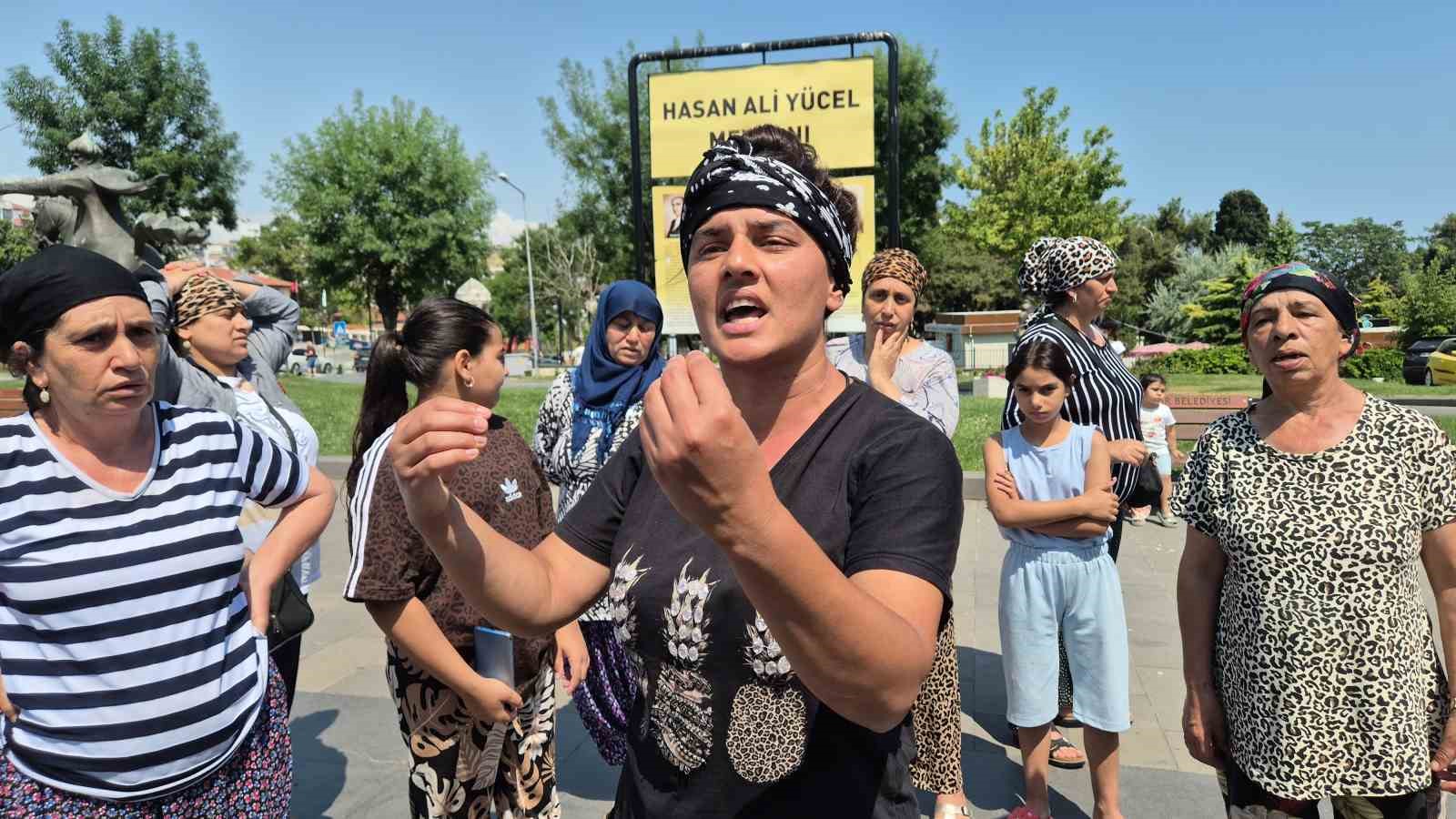 tekirdagda bicakli kavgada olen cocuk topraga verildi 0 mgVBGZZD