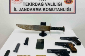 İşçilerin kaldığı konteyner yatakhane alevlere teslim oldu 2 thumbnail