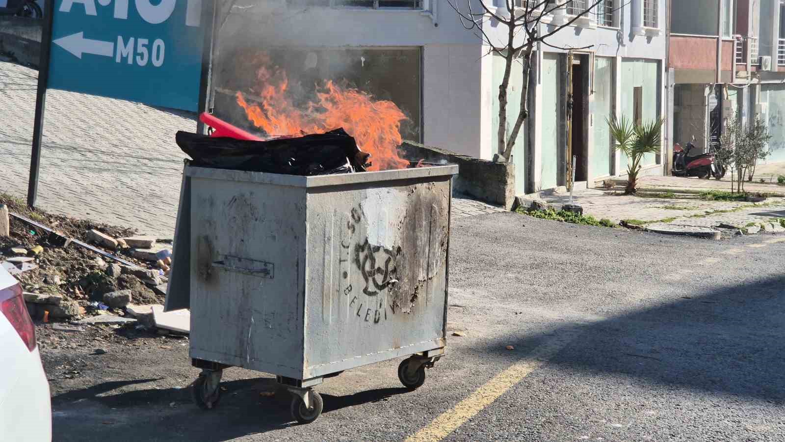 tekirdagda cop konteynerinde yangin panigi 1 LfiT2QVj
