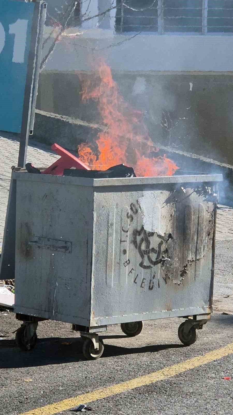 tekirdagda cop konteynerinde yangin panigi 2 eMXD2Tv6
