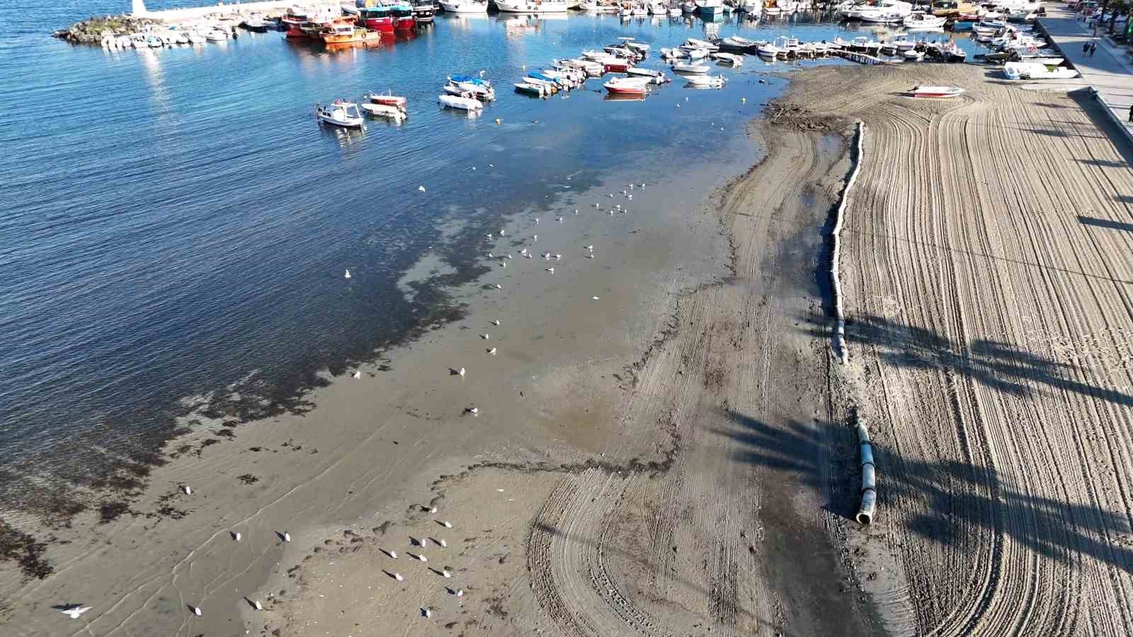 tekirdagda deniz 20 metre cekildi sahil havadan goruntulendi 0