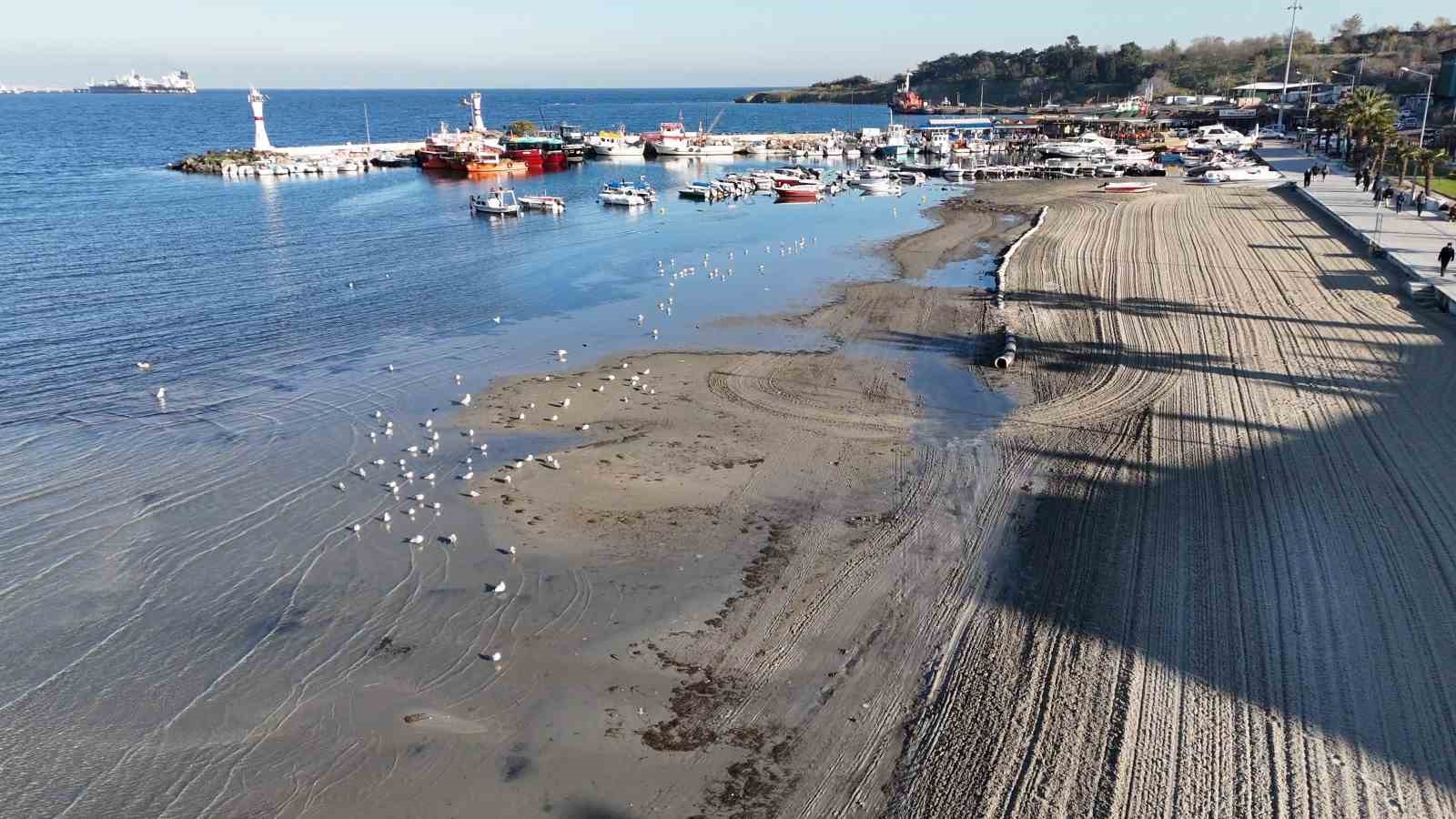 tekirdagda deniz 20 metre cekildi sahil havadan goruntulendi 1 mf6RiUly