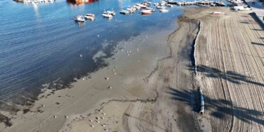 tekirdagda-deniz-20-metre-cekildi-sahil-havadan-goruntulendi-S3hS1EZh.jpg
