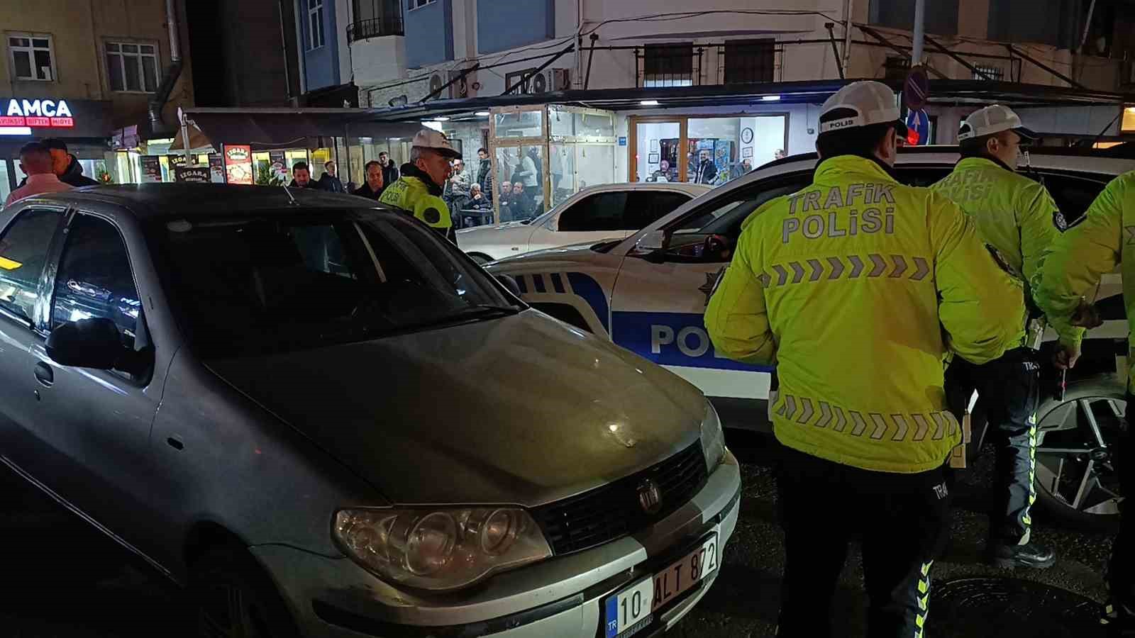 tekirdagda dur ihtarina uymayan surucu aracini birakip kacti surucuye 210 bin tl ceza uygulandi rttOdwAm