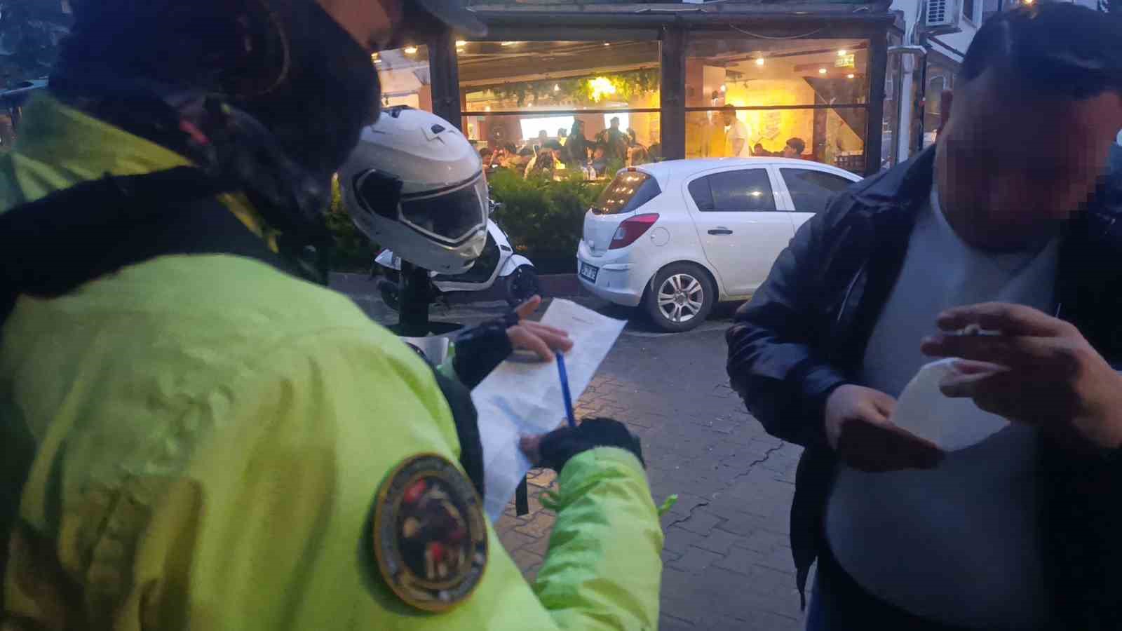 Tekirdağ’da ehliyetsiz araç kullanan sürücüye 80 bin lira ceza 8 tekirdagda ehliyetsiz arac kullanan surucuye 80 bin lira ceza 4 NOKeEfdS