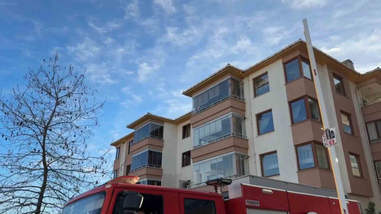 Tekirdağ’da evde yangın: Yaşlı kadının cansız bedeni bulundu 6 tekirdagda evde yangin yasli kadinin cansiz bedeni bulundu 2 MAdJPvsR