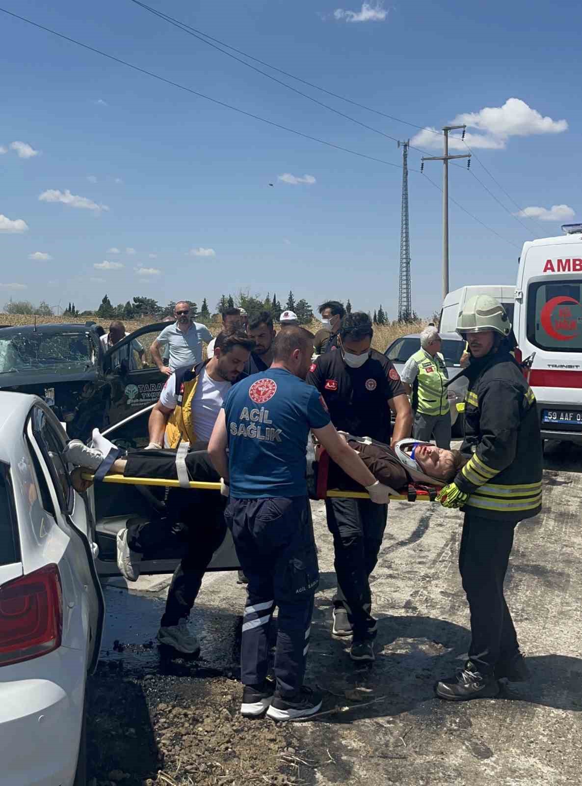 tekirdagda feci kaza 1i agir 2 yarali 2 IPSW3dyF