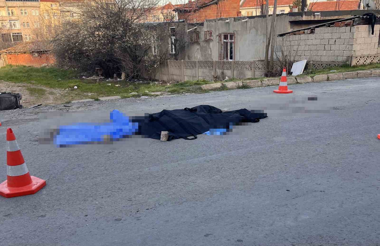 tekirdagda feci kaza cop toplayan kadin kamyonun altinda can verdi 1 1mfAENit