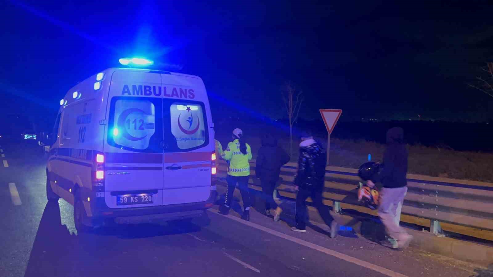 tekirdagda iki motosiklet carpisti 3 yarali 2 l3JyYn9V