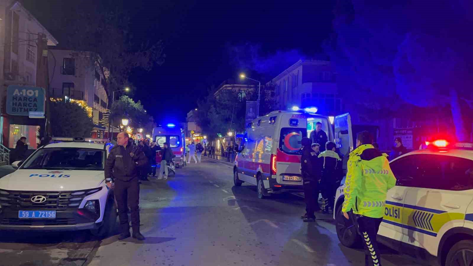 tekirdagda iki motosiklet kafa kafaya carpisti 2 yarali 1 U4ZaXXpl